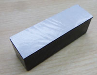 ��^���Η��ʂ̐ڒ��p���ʃe�[�v